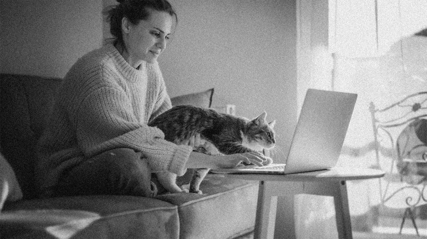 woman in her own home doing online outpatient treatment for addiction